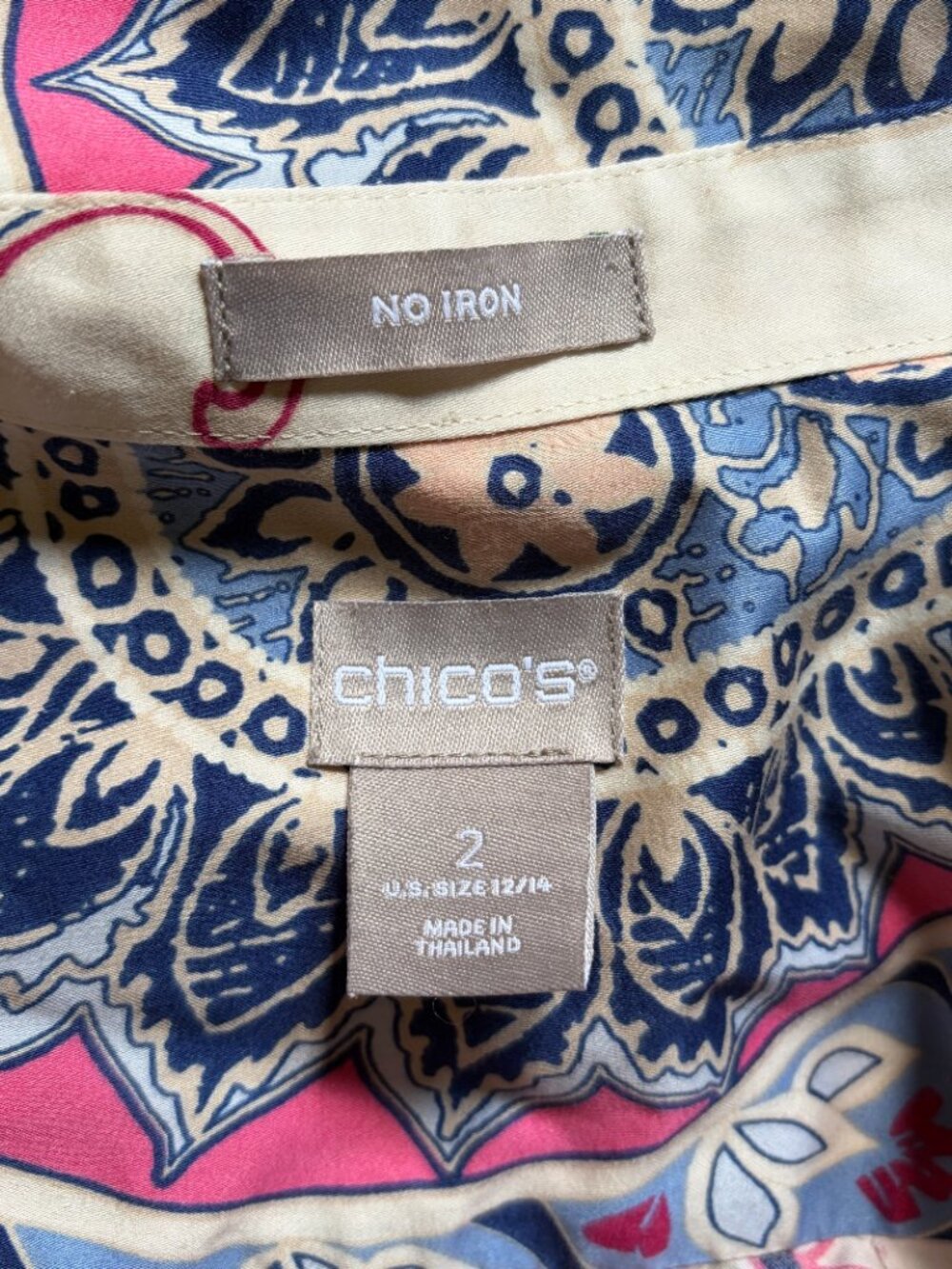 Chico's No-Iron Paisley Sateen Button-Up Shirt Size 12-14 Chico's size 2 - Picture 4 of 8